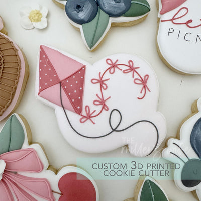 Kite Cookie Cutter - Summer Strawberry Cookie Cutter - 3D Printed Cookie Cutter - TCK29162